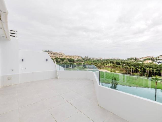 Casa adosada en Venta en Nueva Torrequebrada