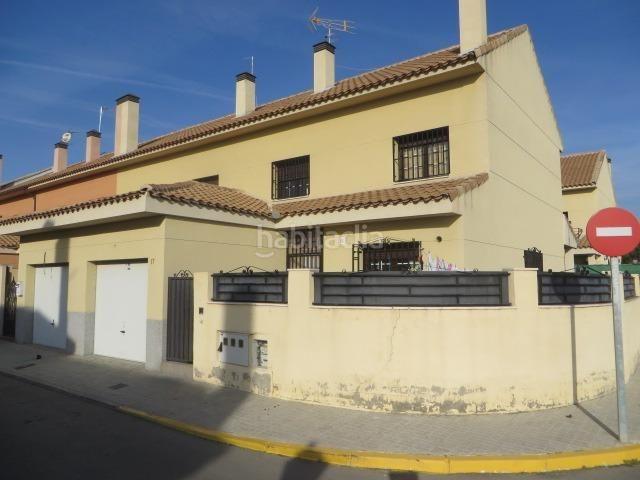 Casa adosada en venta en Numancia de la Sagra. Se vende Casa Adosada en la localidad de Numancia de la Sagra. Casas adosadas Numancia de la.