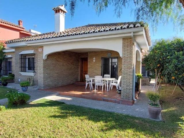Casa adosada en Venta en Soto de Vistahermosa