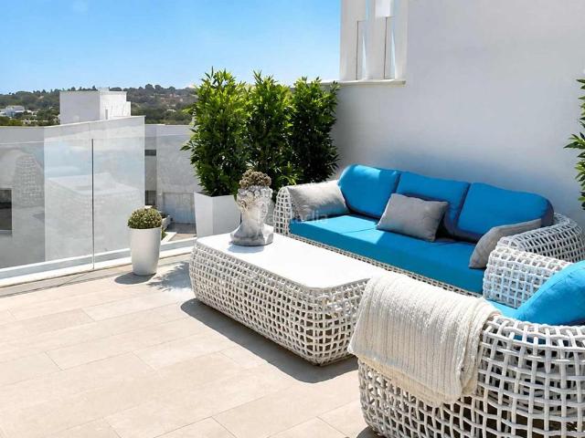 Casa adosada en venta en Sotogrande, Sotogrande Alto. Villa adosada de lujo en Sotogrande Alto. Casas adosadas.