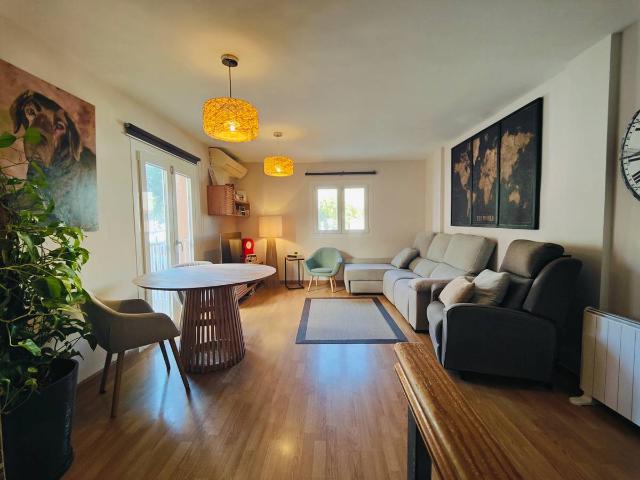 Casa adosada en Venta en Son Roca