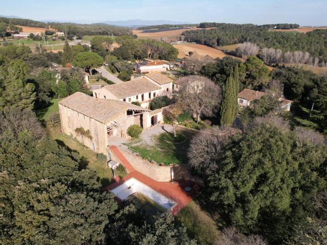 Casa adosada en Venta en Saus, Camallera i Llampaies