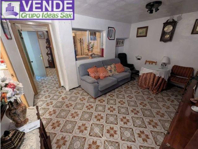 Casa adosada en venta en Sax. CASA ADOSADA SOLAR EN VENTA EN SAX. Casas adosadas.
