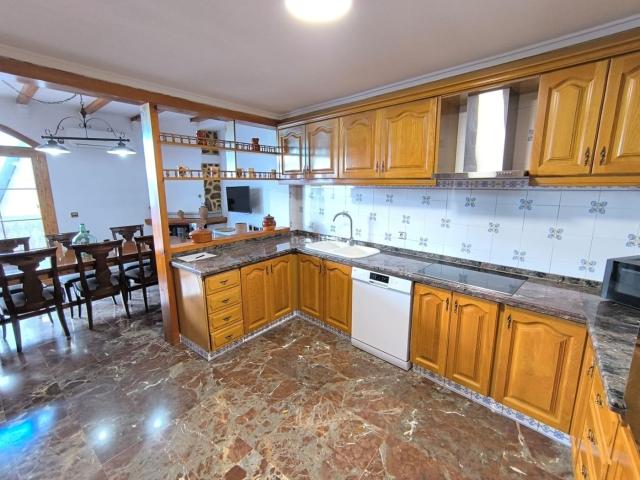 Casa adosada en venta en Sax. Casas adosadas.