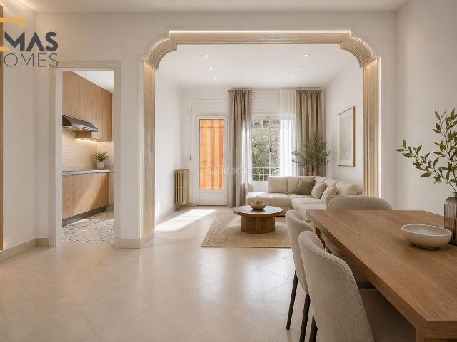 Casa adosada en venta en Sabadell, Gràcia. Casas adosadas.