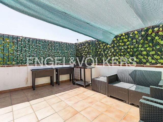 Casa adosada en venta en Sabadell, de 148 m² 4 habitaciones por 374.810