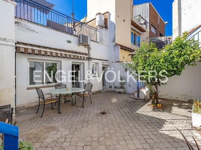 Casa adosada en venta en Sabadell, de 140 m² 4 habitaciones por 370.000
