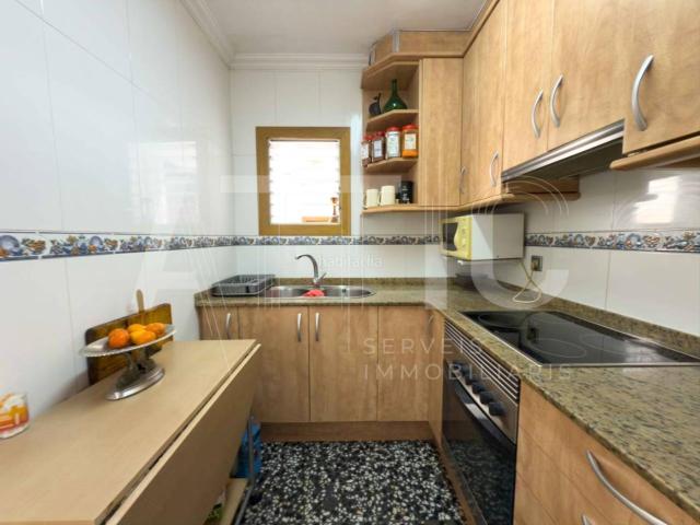Casa adosada en venta en Sabadell, Poble Nou. CASA CON POSIBILIDAD DE HACER DOS VIVIENDAS Y NEGOCIO BAR CON LICENCIA ACTIVA EN POBLENOU, SABADELL. Casas adosadas.