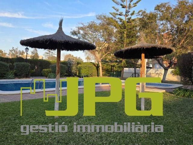 Casa adosada en Venta en Salafranca Lloixa