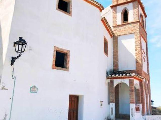 Casa adosada en Venta en Salares