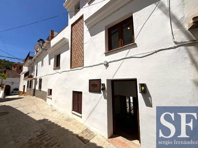 Casa adosada en Venta en Salares
