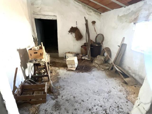 Casa adosada en venta en Salares. Casas adosadas.
