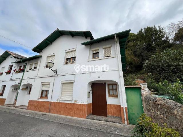 Casa adosada en Venta en Salas