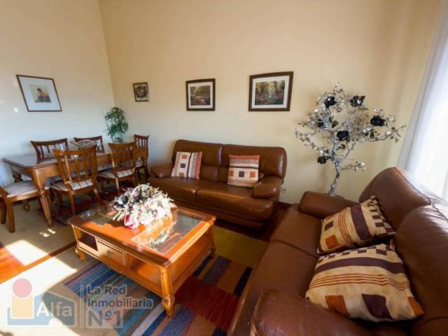 Casa adosada en Venta en Salgueira O Castaño