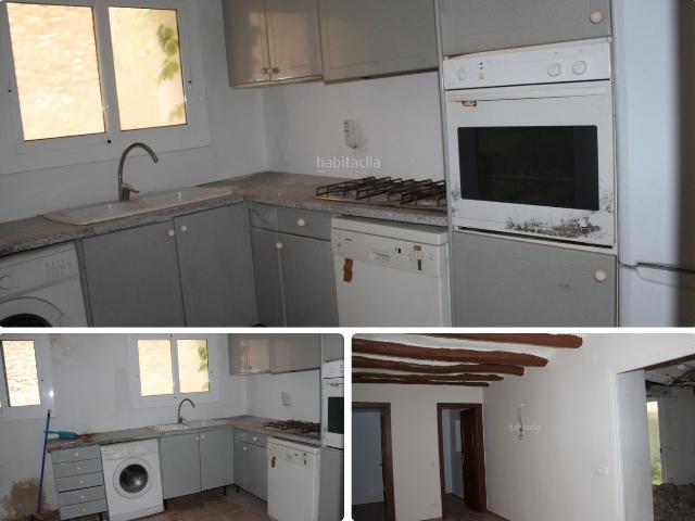 Casa adosada en venta en Salomó. ¡CASA DE PUEBLO!. Casas adosadas.