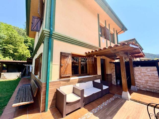 Casa adosada en Venta en Sámano