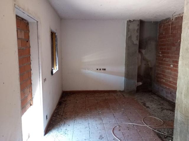 Casa adosada en venta en San Martín del Tesorillo. CASA A REFORMAR EN JIMENA. Casas adosadas San Martín del.