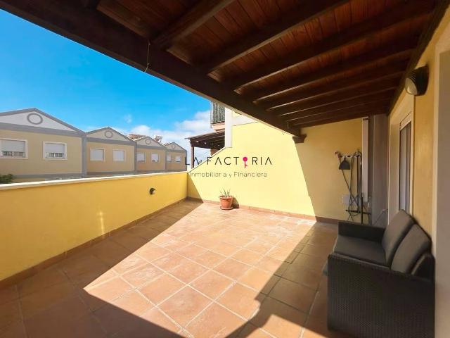 Casa adosada en Venta en San Miguel