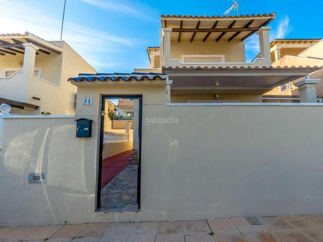 Casa adosada en venta en San Miguel de Salinas. Casas adosadas San Miguel de.