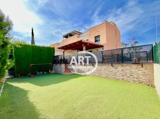 Casa adosada en Venta en San Antonio de Benagéber