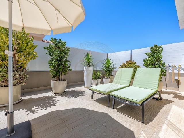 Casa adosada en venta en San Bartolomé de Tirajana, Sonnenland. Estupendo Adosado Reformado en Sonnenland. Casas adosadas San Bartolomé de.