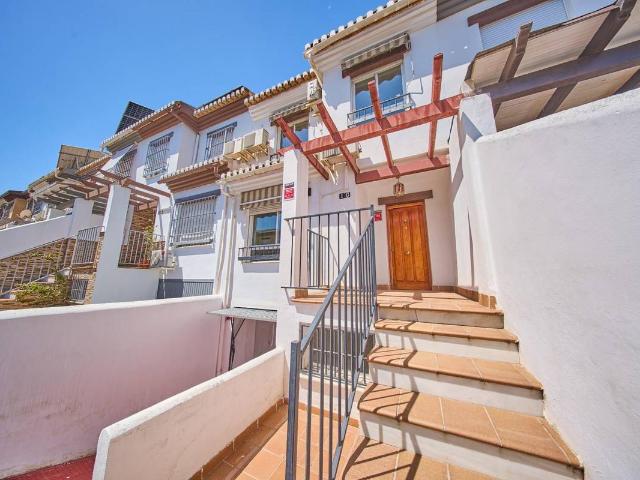 Casa adosada en Venta en San Cayetano
