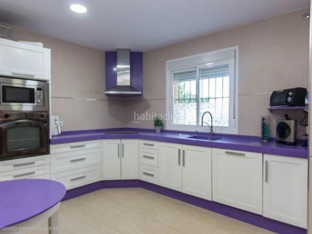 Casa adosada en venta en San Fernando, Camposoto Gallineras. Precioso adosado en Camposoto!. Casas adosadas San.