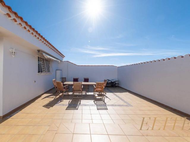 Casa adosada en Venta en San Fernando