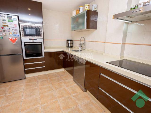 Casa adosada en Venta en San García