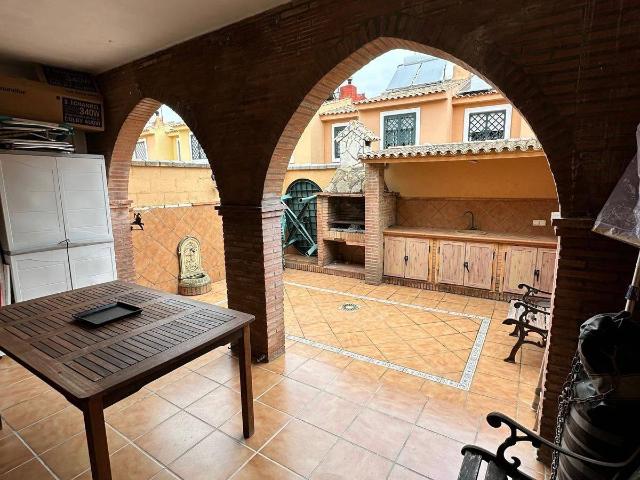 Casa adosada en Venta en San García
