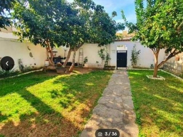 Casa adosada en Venta en San García