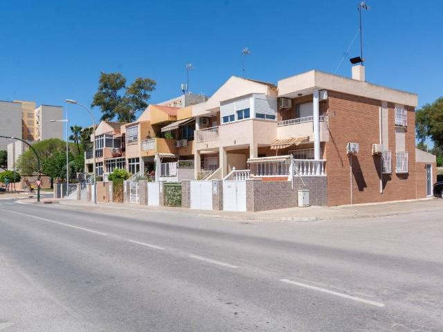 Casa adosada en Venta en San Ginés