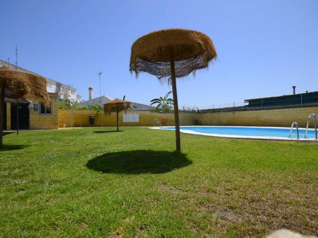 Casa adosada en Venta en San Juan del Puerto