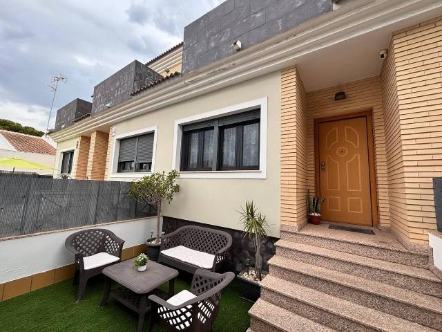 Casa adosada en Venta en San Javier ciudad