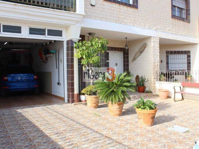 Casa adosada en Venta en San Javier ciudad