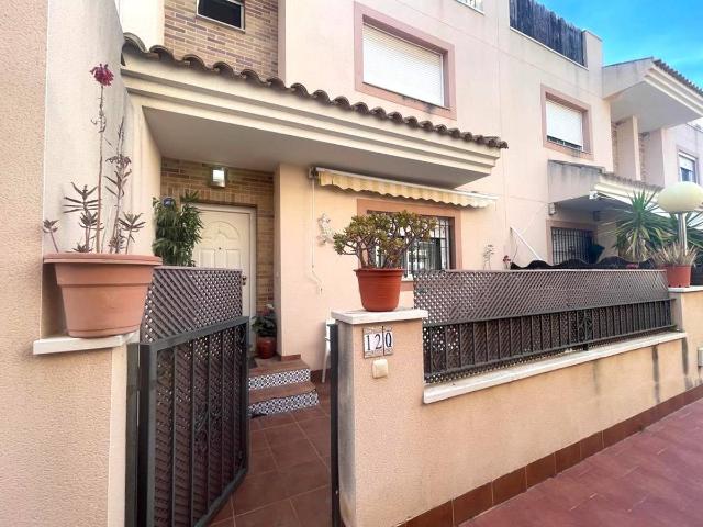 Casa adosada en Venta en San Javier ciudad