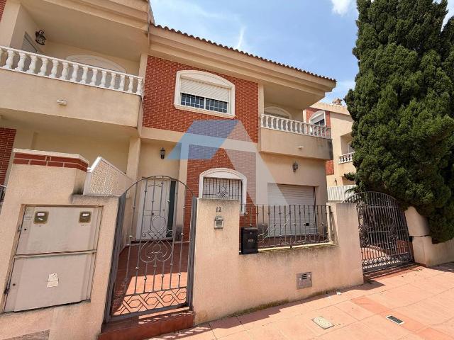 Casa adosada en Venta en San Javier ciudad