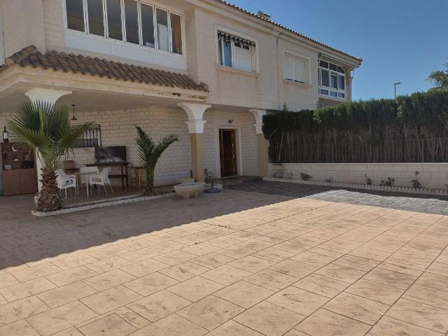 Casa adosada en Venta en San Javier ciudad