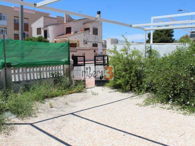 Casa adosada en venta en San Javier, Santiago de La Ribera. Adosado en venta en Santiago de la Ribera, 2 dormitorios. Casas adosadas San.