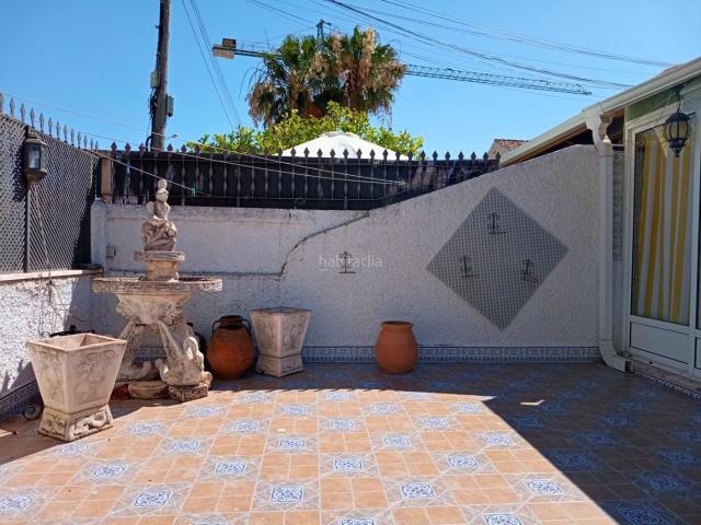 Casa adosada en venta en San Javier, Santiago de La Ribera. Planta baja en Santiago de la Ribera a 500 m de la playa con gran porche. Casas adosadas San.