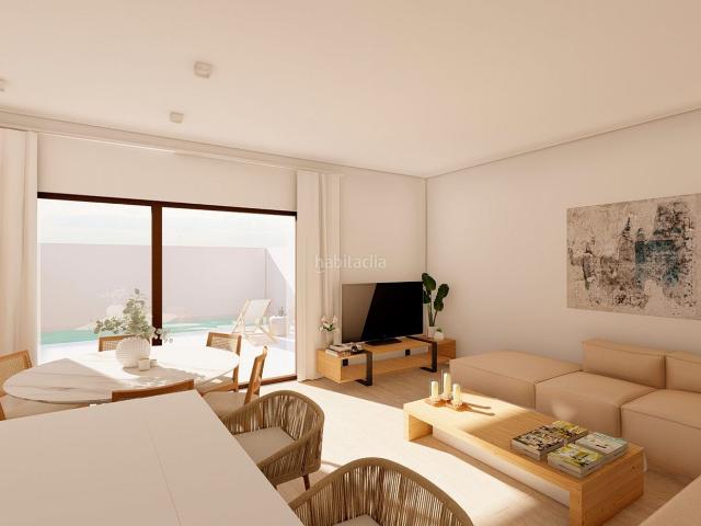 Casa adosada en venta en San Javier, San Javier. Casa adosada de 3 dormitorios en venta en San Javier, con piscina. Casas adosadas San.
