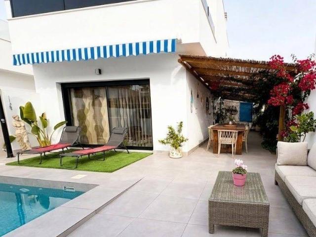 Casa adosada en Venta en San Pedro del Pinatar ciudad