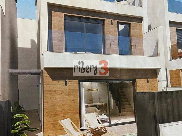 Casa adosada en Venta en San Pedro del Pinatar ciudad