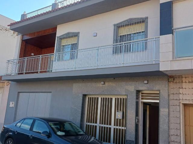 Casa adosada en Venta en San Pedro del Pinatar ciudad