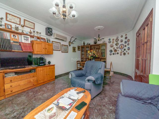 Casa adosada en venta en San Pedro del Pinatar, Los Cuarteros. ADOSADO DE 160, DE 3 DORMITORIOS 2 BANtildeOS CON GARAJE CERRADO, JARDIacuteN Y TERRAZA EN LO PAGAacuteNVIVIENDA REF AJ080160 Cons. Casas.