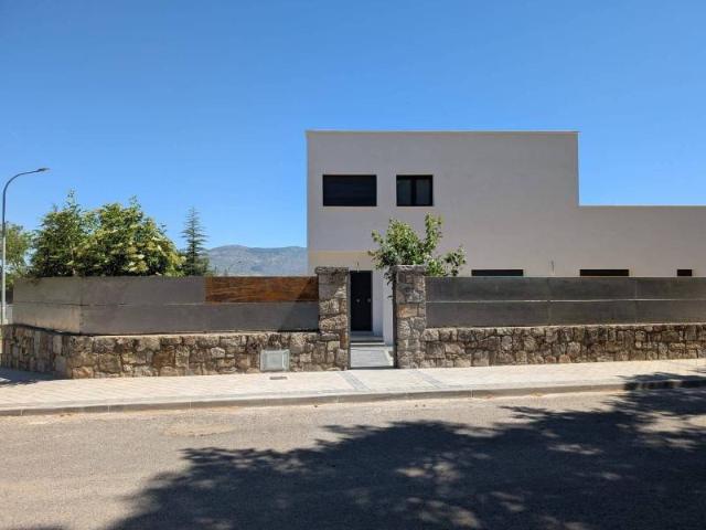 Casa adosada en Venta en San Rafael