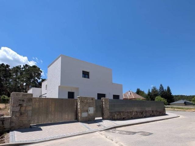 Casa adosada en Venta en San Rafael