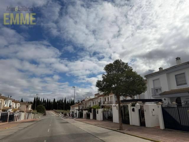 Casa adosada en Venta en San Rafael