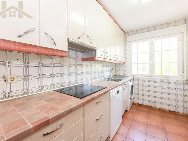 Casa adosada en venta en San Sebastián de los Reyes, Rosa de Luxemburgo. Chalet adosado en C Pablo Neruda. Casas adosadas San Sebastián de los.