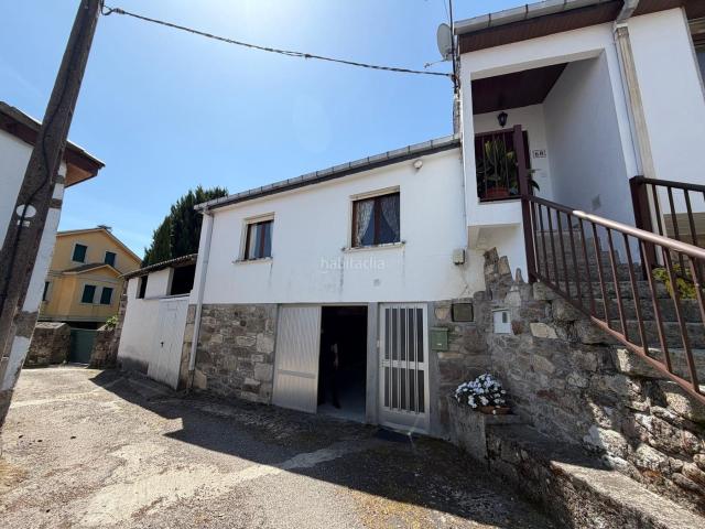 Casa adosada en venta en San Xoán de Río. Adosada lista para entrar a Vivir en Mouruás San xoan de Río. Casas adosadas San Xoán de.